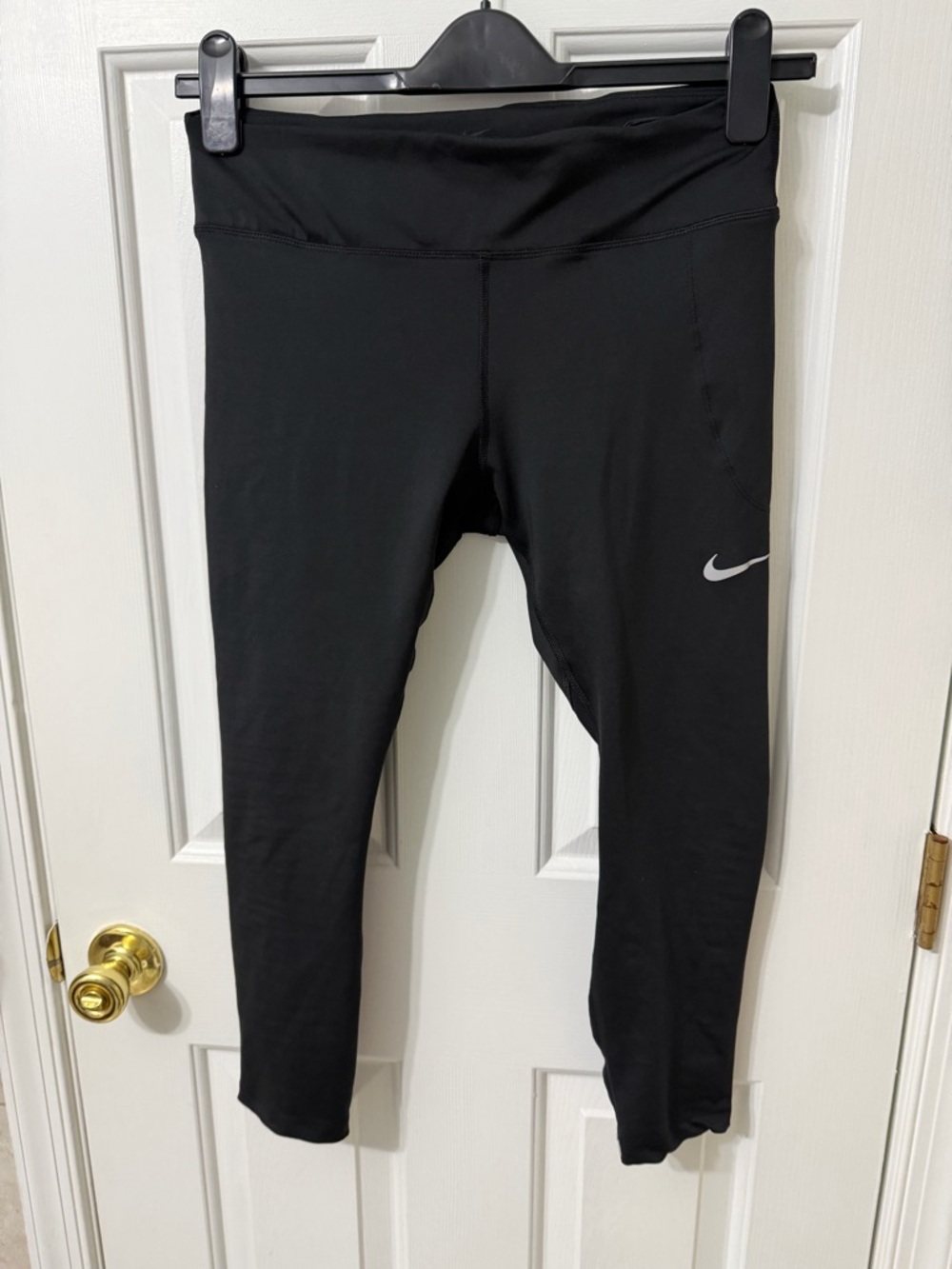 Nike Black Women's Performance Leggings with Silver Swoosh